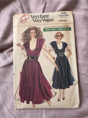 Vintage Very Easy Very Vogue Sewing Pattern 7555
